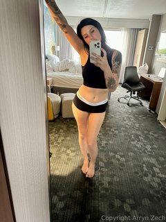 Arryn Zech feet photo 5