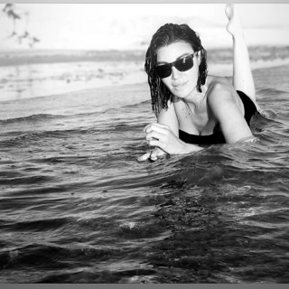 Arwa Gouda feet photo thumbnail