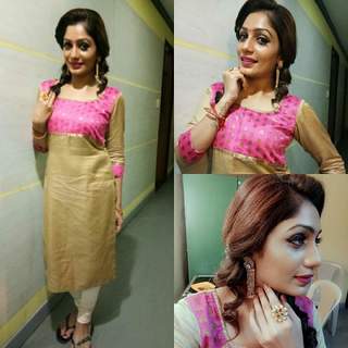 Arya Rohit feet photo 13