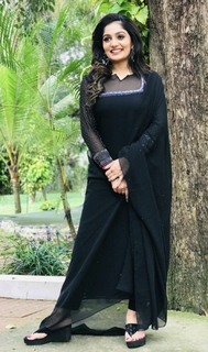 Arya Rohit feet photo 5