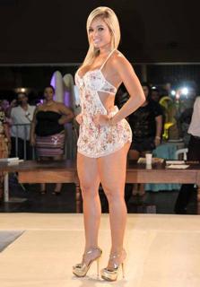 Aryane Steinkopf feet photo 6