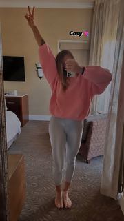 Aryna Sabalenka feet photo thumbnail