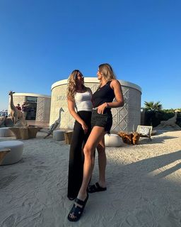 Aryna Sabalenka feet photo thumbnail