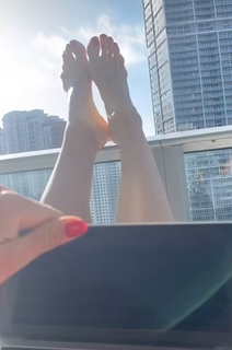 Aryna Sabalenka feet photo thumbnail
