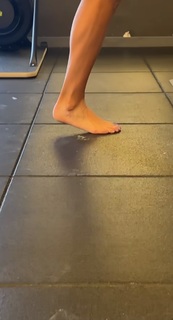 Aryna Sabalenka feet photo thumbnail