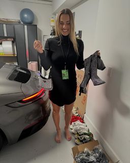 Aryna Sabalenka feet photo thumbnail