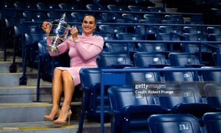 Aryna Sabalenka feet photo thumbnail