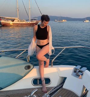 Arzu Yanardag feet photo 3