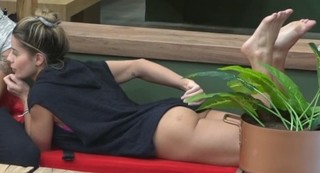 Arícia Silva feet photo 1