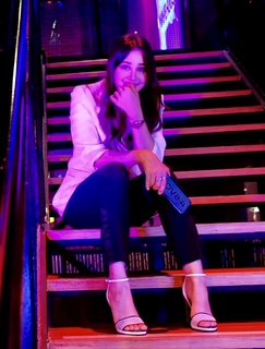 Aseel Omran feet photo thumbnail