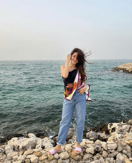 Aseel Omran feet photo thumbnail