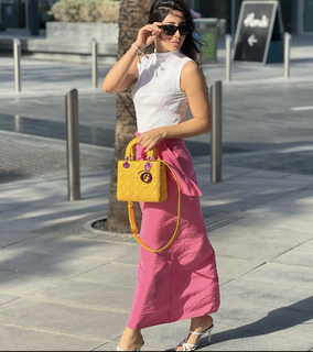 Aseel Omran feet photo thumbnail