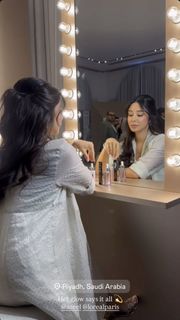 Aseel Omran feet photo thumbnail