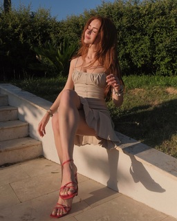 Asena Keskinci feet photo 2