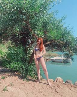Asena Keskinci feet photo 13
