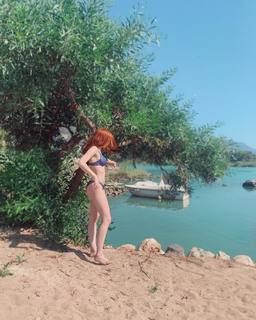 Asena Keskinci feet photo 11