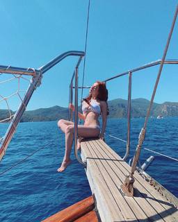 Asena Keskinci feet photo 10