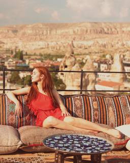 Asena Keskinci feet photo 8