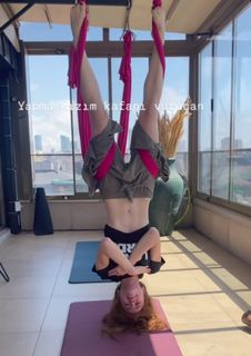 Asena Keskinci feet photo 12