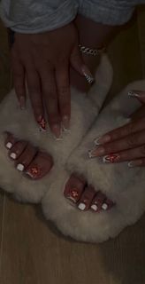 Ash Kash feet photo thumbnail