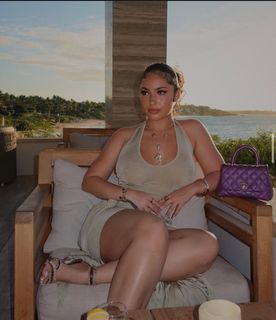 Ash Kash feet photo thumbnail