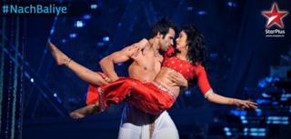 Asha Negi feet photo 1