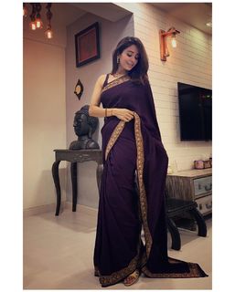 Asha Negi feet photo 6