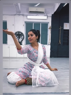 Asha Negi feet photo 16