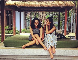 Asha Negi feet photo 5