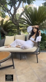 Asha Negi feet photo 2