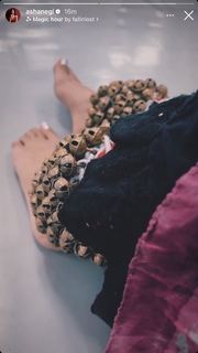 Asha Negi feet photo 16