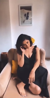 Asha Negi feet photo 2