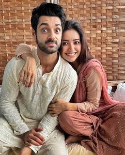 Asha Negi feet photo 4