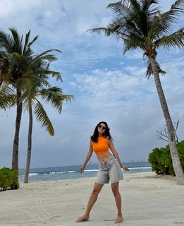 Asha Negi feet photo 2