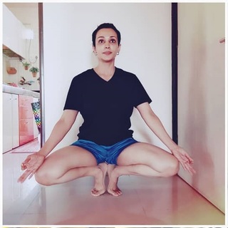 Asha Saini feet photo 8