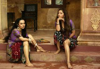 Asha Saini feet photo 4