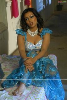 Asha Saini feet photo 4