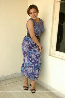 Asha Saini feet photo 9