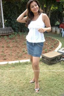 Asha Saini feet photo 7