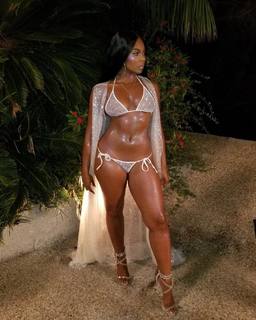 Ashanti feet photo thumbnail