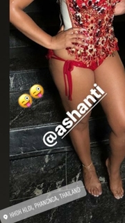 Ashanti feet photo thumbnail