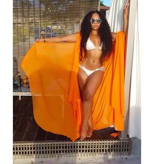 Ashanti feet photo thumbnail