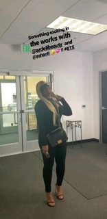 Ashanti feet photo thumbnail