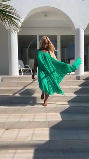 Ashanti feet photo thumbnail