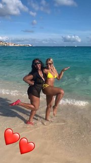 Ashanti feet photo thumbnail