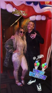 Ashanti feet photo thumbnail