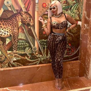 Ashanti feet photo thumbnail
