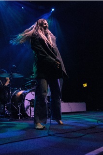 Ashe feet photo thumbnail