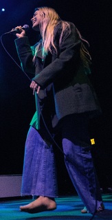 Ashe feet photo thumbnail