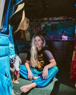 Ashe feet photo thumbnail